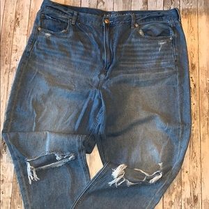 Ripped American Eagle Mom Jeans